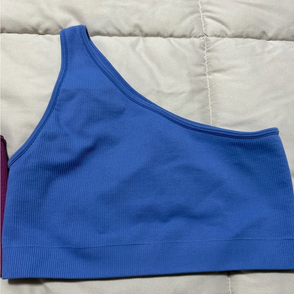 2 Set Active bras - Picture 4 of 9